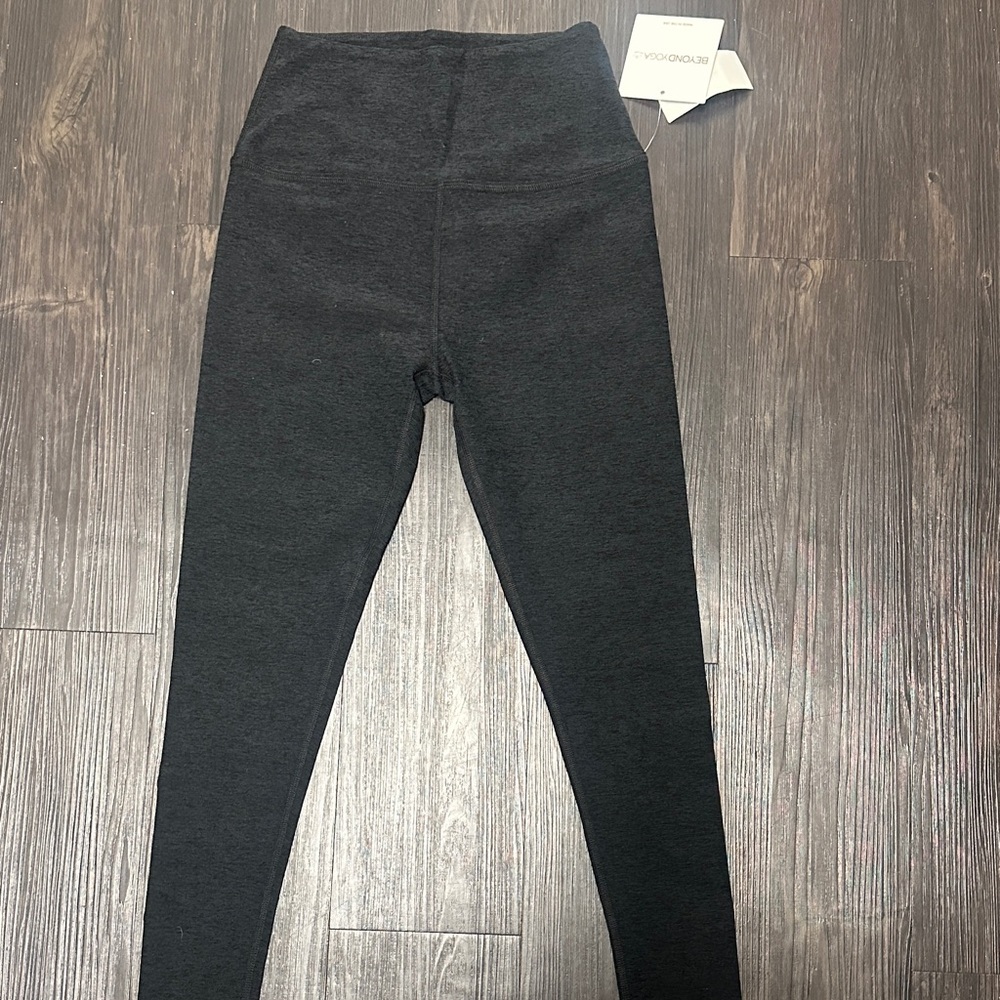 Black Yoga pants size medium